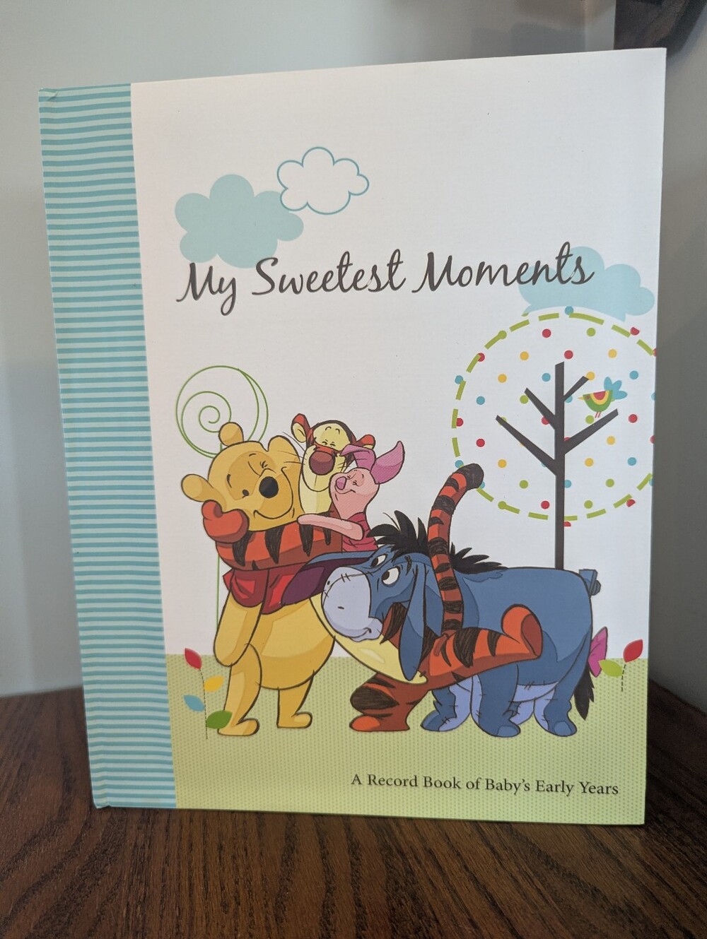 Winnie-the-Pooh Baby Book - My Sweetest Moments A Record Book Of The Early Years